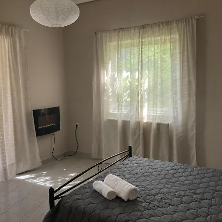 Elegant House By The Sea With Pool Prázdninový dům *