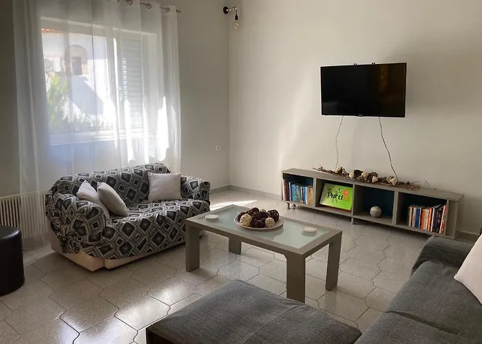 Elegant House By The Sea With Pool * 阿克拉塔