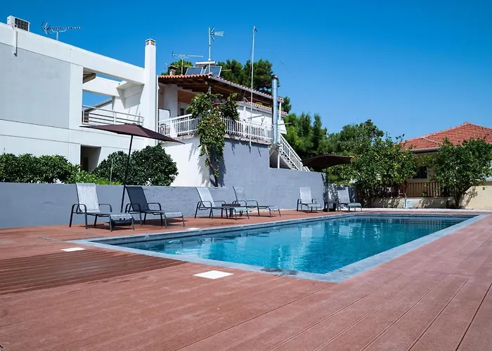 度假居 Elegant House By The Sea With Pool *